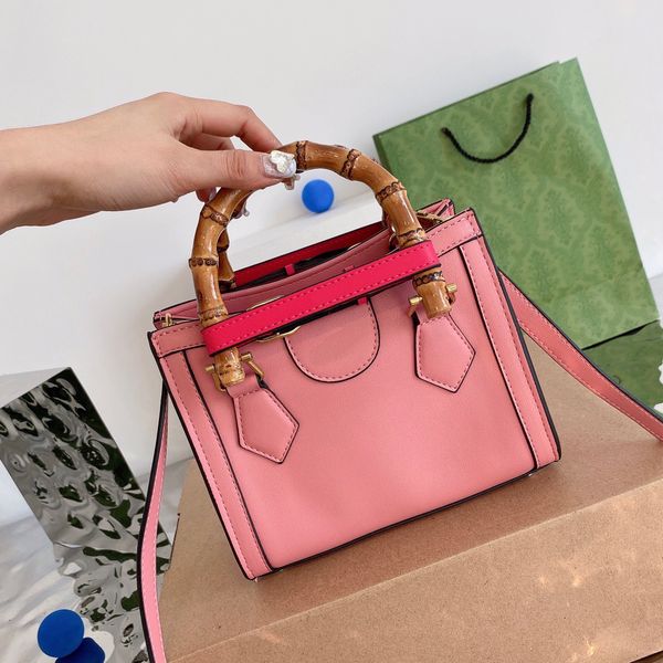 products g shoulder bag designer handbag messenger vintage bag women crossbody bags handbags ladies designers wallet fashion all-match solid
products g shoulder bag designer handbag messenger vintage bag women crossbody bags handbags ladies designers wallet fashion all-match solid