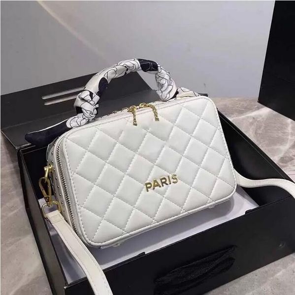 fashion grace bags zipper designer bags horizontal and vertical versions sheepskin crossbody bag golden pendant handbag ribbons handle class
fashion grace bags zipper designer bags horizontal and vertical versions sheepskin crossbody bag golden pendant handbag ribbons handle class