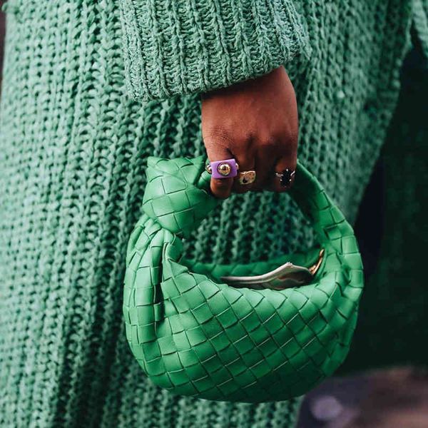 knotted women's handbag pu leather woven clutch bag fashion shoulder bags purse handmade hobos 2022 220509
knotted women's handbag pu leather woven clutch bag fashion shoulder bags purse handmade hobos 2022 220509