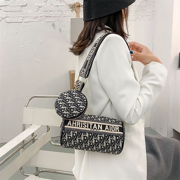 factory super discount 70% off advanced feeling women's minority staff armpit retro versatile one shoulder cross cylinder bag a3bm, Red;black
factory super discount 70% off advanced feeling women's minority staff armpit retro versatile one shoulder cross cylinder bag a3bm, Red;black