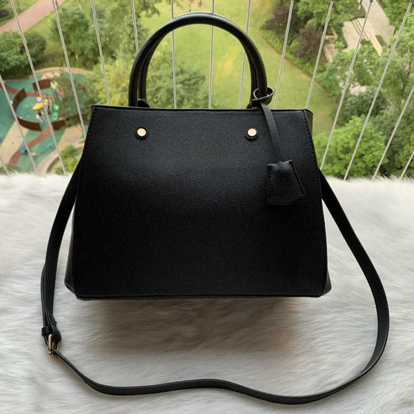 luxurys designers handbags purses montigne bag women tote brand letter embossing leather crossbody shoulder bags 00
luxurys designers handbags purses montigne bag women tote brand letter embossing leather crossbody shoulder bags 00