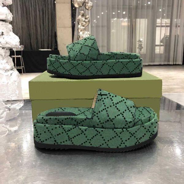 slippers 2022 womens fashion embroidered canvas designer slides slip on slippers girls 60mm canvas covered platform sandals with box and dus, Black
slippers 2022 womens fashion embroidered canvas designer slides slip on slippers girls 60mm canvas covered platform sandals with box and dus, Black