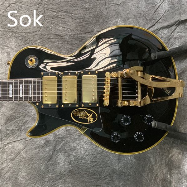 in stock custom left handed electric guitar yellow binding black color golden hardware mahogany body rosewood fingerboard immediate delivery
in stock custom left handed electric guitar yellow binding black color golden hardware mahogany body rosewood fingerboard immediate delivery