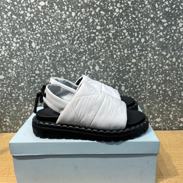 30% off 2022 slippers women summer cotton fabric platform gladiator sandals sewing back strap designer shoes sandalias mujer size 35-41, Black
30% off 2022 slippers women summer cotton fabric platform gladiator sandals sewing back strap designer shoes sandalias mujer size 35-41, Black