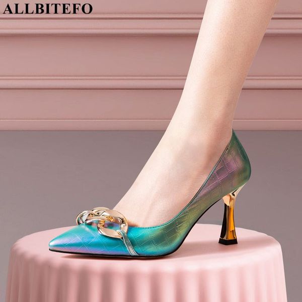 size34-43 chain design fashion genuine leather women heels shoes girls spring gloden heels party wedding shoes high heels, Black 
size34-43 chain design fashion genuine leather women heels shoes girls spring gloden heels party wedding shoes high heels, Black