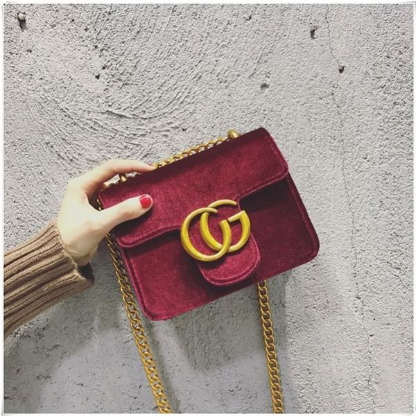 purses autumn and winter new bag women's korean version retro chain small square fashion versatile simple shoulder bag
purses autumn and winter new bag women's korean version retro chain small square fashion versatile simple shoulder bag