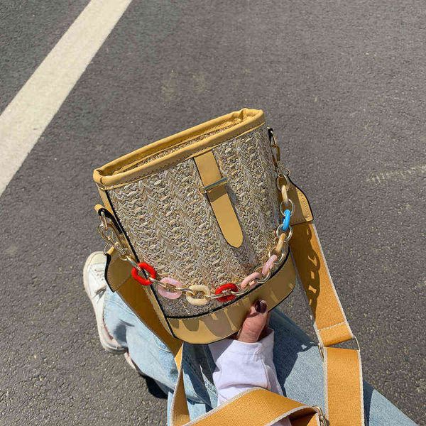 summer straw woven bucket bag women's chain hand single shoulder diagonal straddle
summer straw woven bucket bag women's chain hand single shoulder diagonal straddle