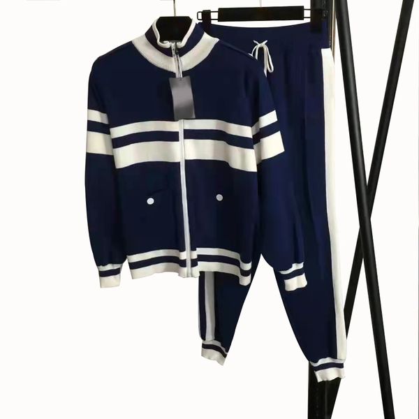 women's tracksuits fashion streetwear luxury womens two pieces outfit women crop with pants set outfits casual sweatsuits designer autu, Gray
women's tracksuits fashion streetwear luxury womens two pieces outfit women crop with pants set outfits casual sweatsuits designer autu, Gray