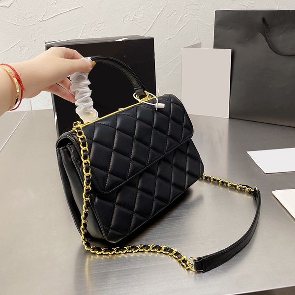 22p calfskin leather trendy bags handle totes quilted matelasse chain cross body shoulder classic flap large capacity famous designer lu
22p calfskin leather trendy bags handle totes quilted matelasse chain cross body shoulder classic flap large capacity famous designer lu