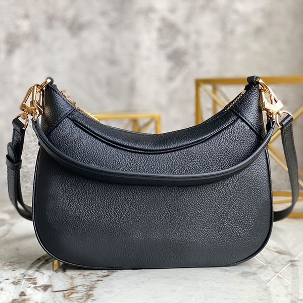 2022 diagonal bag luxury women designer shoulder bag fashion handbag leather material
2022 diagonal bag luxury women designer shoulder bag fashion handbag leather material
