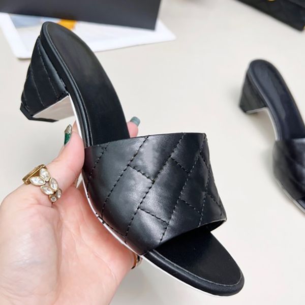 slippers women's sandals designer 2022 summer new fashion all-match casual high-heeledround head flip flops66, Black
slippers women's sandals designer 2022 summer new fashion all-match casual high-heeledround head flip flops66, Black