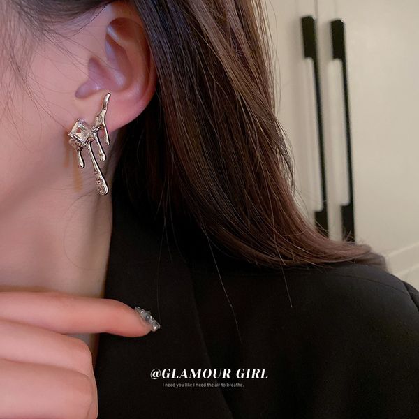 silver stud rhinestone-encrusted lava water drop earrings korean fashion personality trend stud eardrop design geometric frosty style earri, Golden
silver stud rhinestone-encrusted lava water drop earrings korean fashion personality trend stud eardrop design geometric frosty style earri, Golden