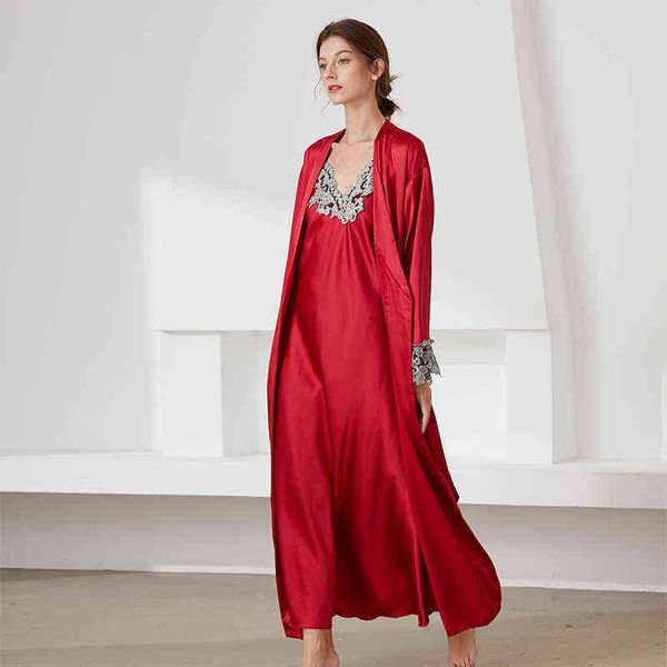 women's mid autumn and winter long hanging skirt coat two-piece set imitation silk comfortable pajamas home suit, Black;red
women's mid autumn and winter long hanging skirt coat two-piece set imitation silk comfortable pajamas home suit, Black;red