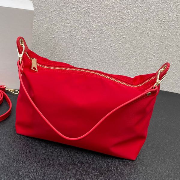 luxury designer crossbody bag handbag shoulder bags underarm bags removable shoulders strap metal hardware purse
luxury designer crossbody bag handbag shoulder bags underarm bags removable shoulders strap metal hardware purse
