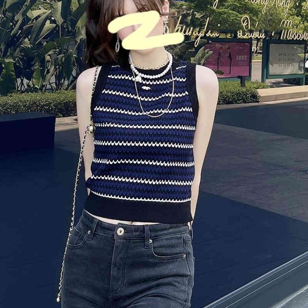 women's t-shirt nanyou knitted women's clothing summer style small fragrance vest wave color contrast stripe letter decorative top, White
women's t-shirt nanyou knitted women's clothing summer style small fragrance vest wave color contrast stripe letter decorative top, White