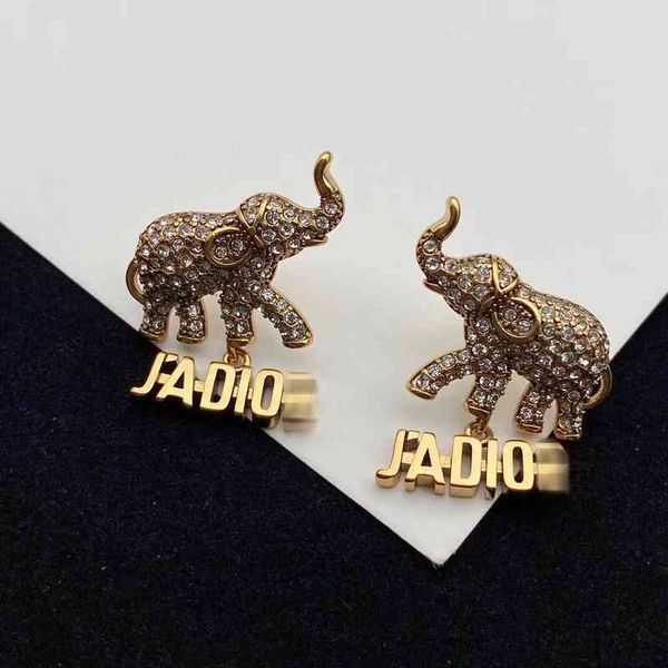 the new 74% off family 21 new letter full diamond hairpin women's net red same elephant pearl earrings5x7l, Silver
the new 74% off family 21 new letter full diamond hairpin women's net red same elephant pearl earrings5x7l, Silver