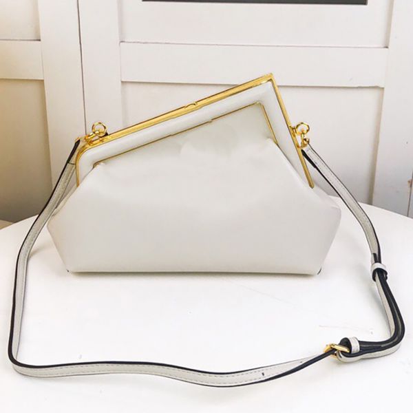 new pattern luxury designers mini cross body bag women fashion vintage key chain wallet classic suede lining inclined shoulderbag cloud bags
new pattern luxury designers mini cross body bag women fashion vintage key chain wallet classic suede lining inclined shoulderbag cloud bags