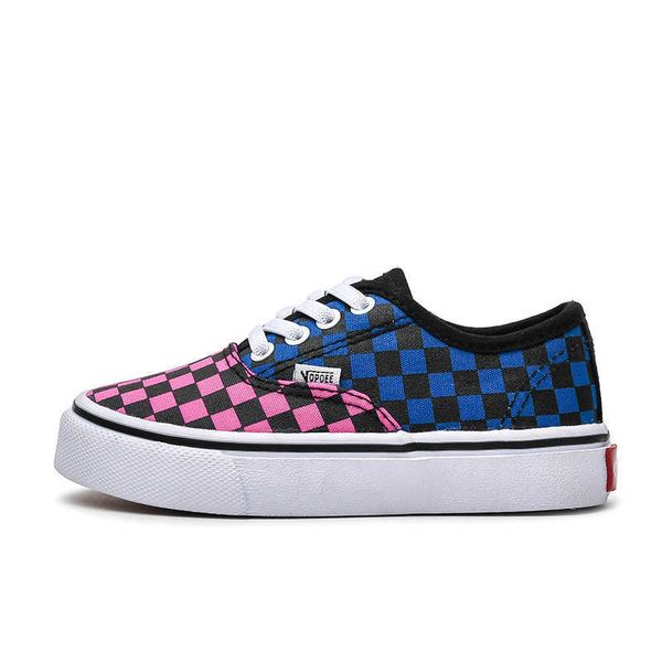 2022 spring one-step candy color fashion children's canvas shoes for boys and girls, Black;red
2022 spring one-step candy color fashion children's canvas shoes for boys and girls, Black;red