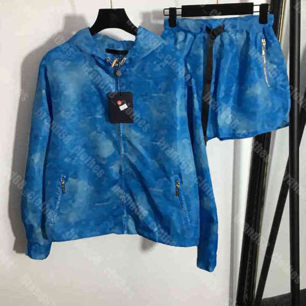 designer women tracksuits luxury hoodies shrots two piece suit blue print hoodie sweatpants louisclothing brand zip jacket trousers set 5a, White
designer women tracksuits luxury hoodies shrots two piece suit blue print hoodie sweatpants louisclothing brand zip jacket trousers set 5a, White