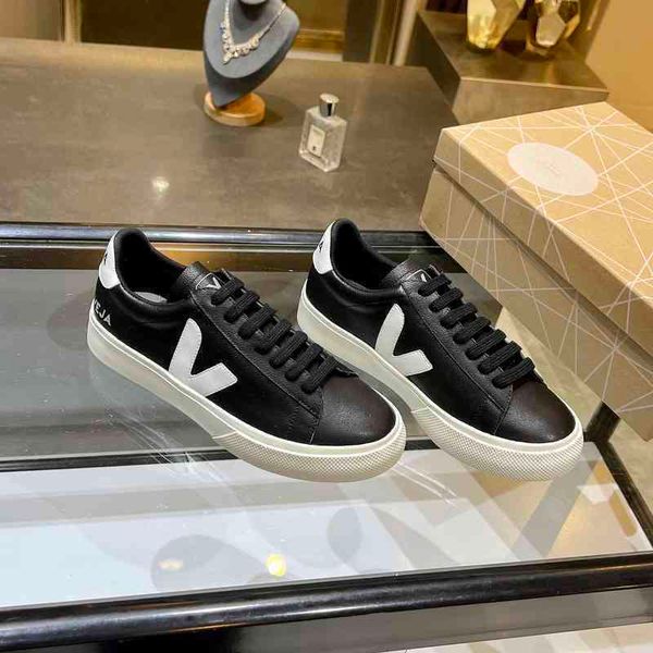 running shoes dress sneakers designer women flat small white luxury leather print men casual platform board 220615
running shoes dress sneakers designer women flat small white luxury leather print men casual platform board 220615