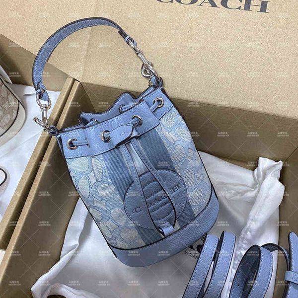 designer luxury women bag coch handbag fashion inclined shoulder bags versatile purses cochs totes large capacity saddle wallet 7a ucii
designer luxury women bag coch handbag fashion inclined shoulder bags versatile purses cochs totes large capacity saddle wallet 7a ucii