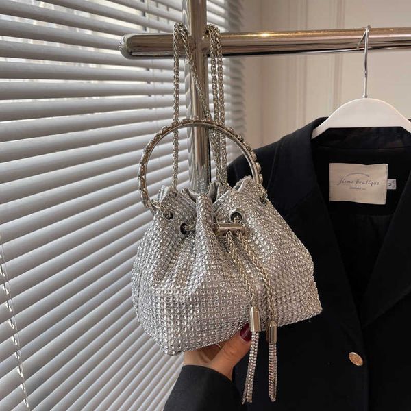 evening bags bag female 2022 new trend portable bucket bag fashion versatile chain messenger shoulder handbag y0506
evening bags bag female 2022 new trend portable bucket bag fashion versatile chain messenger shoulder handbag y0506