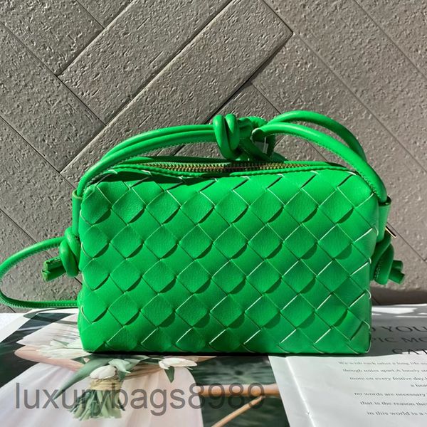 torys classic burchs designer handbags 2022 new niche design lingge versatile messenger bag mini leather woven small square fragrance
torys classic burchs designer handbags 2022 new niche design lingge versatile messenger bag mini leather woven small square fragrance