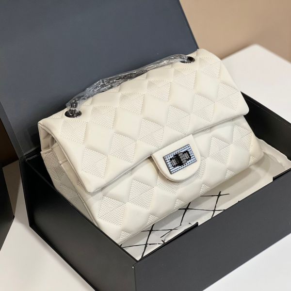 luxuries designers bag hardware hasp mini women shoulder bags c brand diamond lattice handbag caviar genuine leather cross body tote clutch
luxuries designers bag hardware hasp mini women shoulder bags c brand diamond lattice handbag caviar genuine leather cross body tote clutch