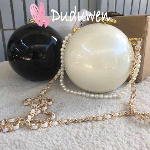 party gift double-c box fashion earphone organization 13cm acrylic ball with chain and pearl handle classic party-bag with 2016-printed-box
party gift double-c box fashion earphone organization 13cm acrylic ball with chain and pearl handle classic party-bag with 2016-printed-box