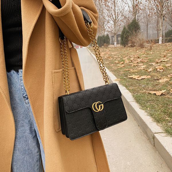 bag female summer new fashion high sense foreign style pattern one shoulder small square versatile chain messenger bag
bag female summer new fashion high sense foreign style pattern one shoulder small square versatile chain messenger bag