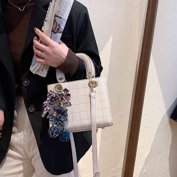 women's fashion personality trend brand bag wholesale leisure new net red foreign style portable texture msenger
women's fashion personality trend brand bag wholesale leisure new net red foreign style portable texture msenger