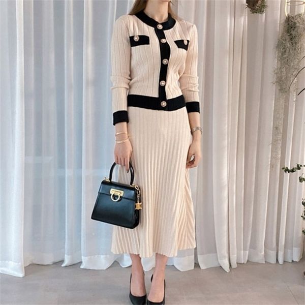 office ladies single breasted pearl buttons chic cardigan sweaterpleated long skirt suit autumn knitted 2 piece set 210526, White
office ladies single breasted pearl buttons chic cardigan sweaterpleated long skirt suit autumn knitted 2 piece set 210526, White