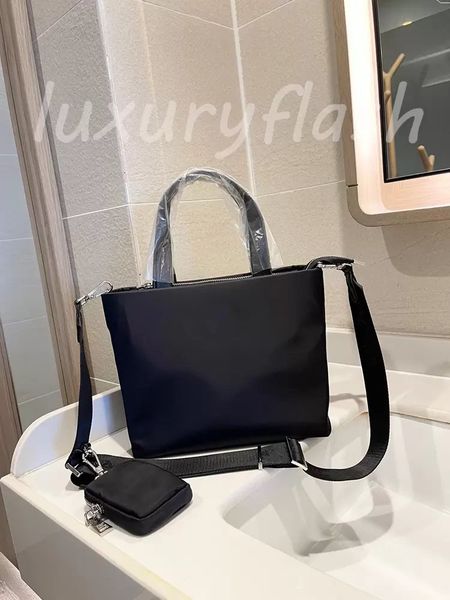 2022 nylon waterproof men women messenger bag large capacity shopping bags fashion designers luxurys two-piece briefcase casual bucket purse
2022 nylon waterproof men women messenger bag large capacity shopping bags fashion designers luxurys two-piece briefcase casual bucket purse