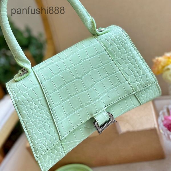 luxury bal women handbags hourglass moon bag messenger handbag size s large 23cm / xs small 19cm
luxury bal women handbags hourglass moon bag messenger handbag size s large 23cm / xs small 19cm