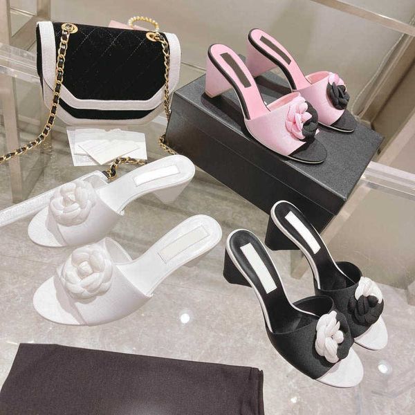 women heel slippers sandals beige black pink camellia flower rubber fashion causal slipper designer luxury summer pool beach thong flat flip
women heel slippers sandals beige black pink camellia flower rubber fashion causal slipper designer luxury summer pool beach thong flat flip