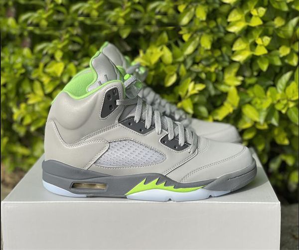 5 green bean mens basketball shoes silver flint grey 5s concord white dark concord black outdoor sports sneakers dm9014-003 with original bo
5 green bean mens basketball shoes silver flint grey 5s concord white dark concord black outdoor sports sneakers dm9014-003 with original bo