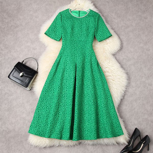 european and american women's wear spring 2022 new short - sleeved beaded round collar flower jacquard fashion pleated dress, Black;gray
european and american women's wear spring 2022 new short - sleeved beaded round collar flower jacquard fashion pleated dress, Black;gray