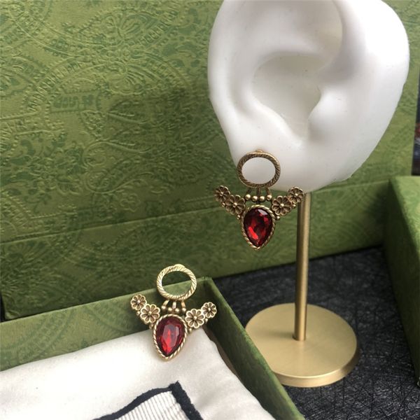 bronze letter ruby earrings charm inlaid water drop red zircon earrings women diamond eardrop with gift box, Golden
bronze letter ruby earrings charm inlaid water drop red zircon earrings women diamond eardrop with gift box, Golden