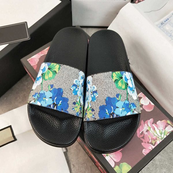 2022 designer slides mens womens slippers with original box dust bag flowers printing leather platform shoes fashion luxury summer sandals m, Black
2022 designer slides mens womens slippers with original box dust bag flowers printing leather platform shoes fashion luxury summer sandals m, Black