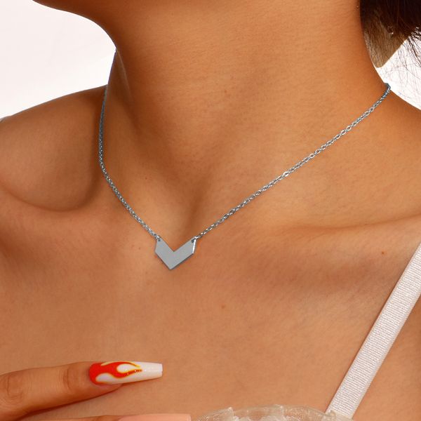 simple classic fashion charm necklace metal triangle pendant necklaces ladies gift jewelry wholesale, Silver
simple classic fashion charm necklace metal triangle pendant necklaces ladies gift jewelry wholesale, Silver