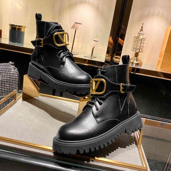 boots thick soled martin boots women's shoes spring and autumn metal square buckle middle tube short british leather, Black
boots thick soled martin boots women's shoes spring and autumn metal square buckle middle tube short british leather, Black
