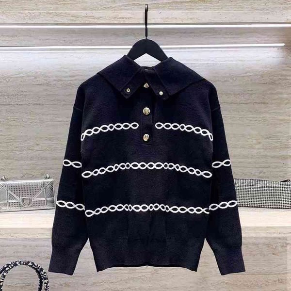 women's sweaters s family autumn winter french elegant lapel water wave pattern gold button sweater women's, White;black
women's sweaters s family autumn winter french elegant lapel water wave pattern gold button sweater women's, White;black