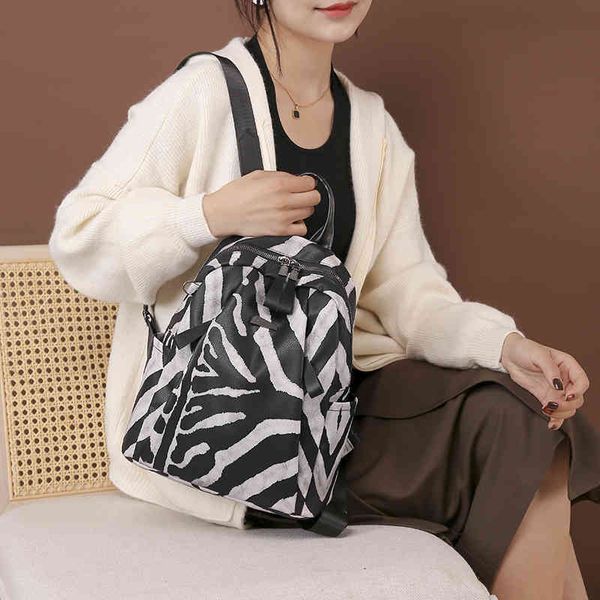 soft leather texture personalized backpack style women's bag autumn and winter purses_usuf, Red;black
soft leather texture personalized backpack style women's bag autumn and winter purses_usuf, Red;black