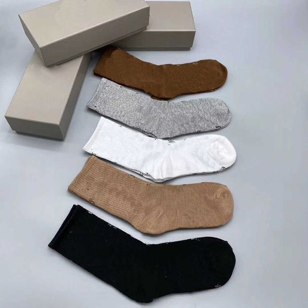 womens socks classic letter printing cotton long couple causal random color stockings paris style mens women, Black;white
womens socks classic letter printing cotton long couple causal random color stockings paris style mens women, Black;white