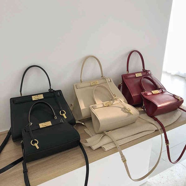 ladies fashion personality trend new brand bag wholesale red bridal handbag women's large capacity single shoulder losea
ladies fashion personality trend new brand bag wholesale red bridal handbag women's large capacity single shoulder losea