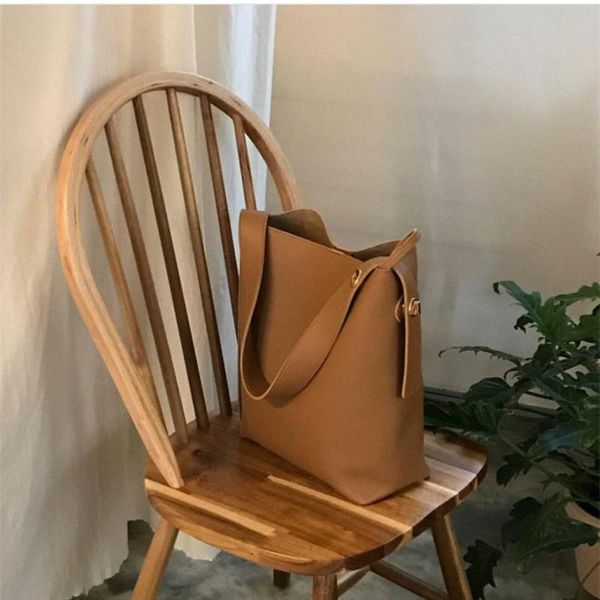 evening bags female bucket women shoulder bag designer fashion leather women's handbags large capacity casual ladies tote
evening bags female bucket women shoulder bag designer fashion leather women's handbags large capacity casual ladies tote