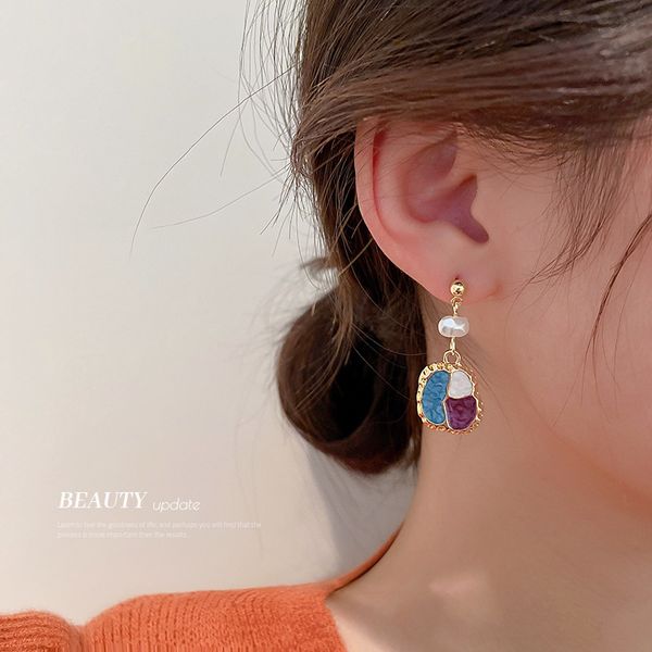 silver needle korean diamond exaggerated geometry semi-circle fashion retro stud earrings simple dripping eardrop for women, Golden
silver needle korean diamond exaggerated geometry semi-circle fashion retro stud earrings simple dripping eardrop for women, Golden