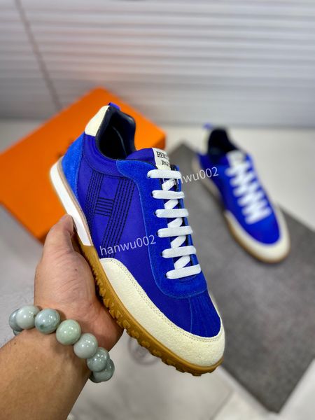 2022 designer luxury men casual shoes fabric suede effect calfskin nylon reflective sneakers velvet mixed fiber fashion size38-44 hx210312, Black
2022 designer luxury men casual shoes fabric suede effect calfskin nylon reflective sneakers velvet mixed fiber fashion size38-44 hx210312, Black