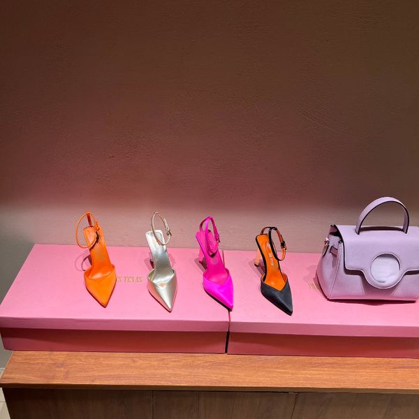 2022 new sandal luxury pointed temperament high-heeled women's single shoes with high-quality mature fashion stilettos, which makes wom, Black
2022 new sandal luxury pointed temperament high-heeled women's single shoes with high-quality mature fashion stilettos, which makes wom, Black