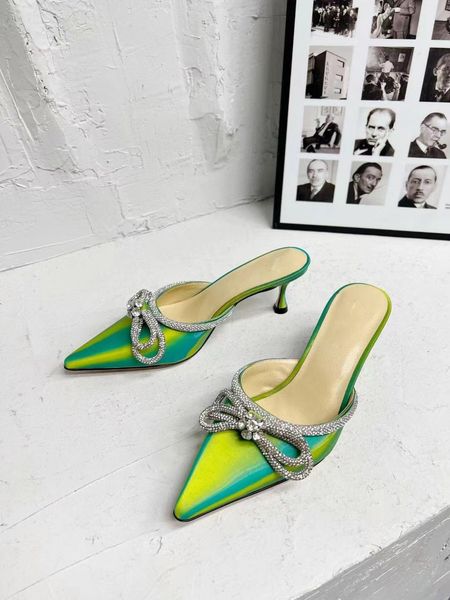 new2022 luxury designer slippers mach dress shoes wedding model party party light luxury fashion stiletto shoes satin women's clothing, Black
new2022 luxury designer slippers mach dress shoes wedding model party party light luxury fashion stiletto shoes satin women's clothing, Black